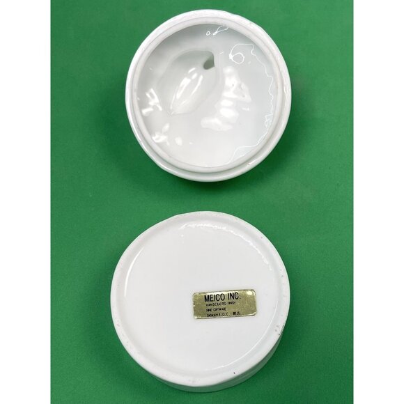 VTG MEICO Mother Duck & Ducklings Porcelain Hand Painted Trinket Box Candle EUC - Picture 5 of 5